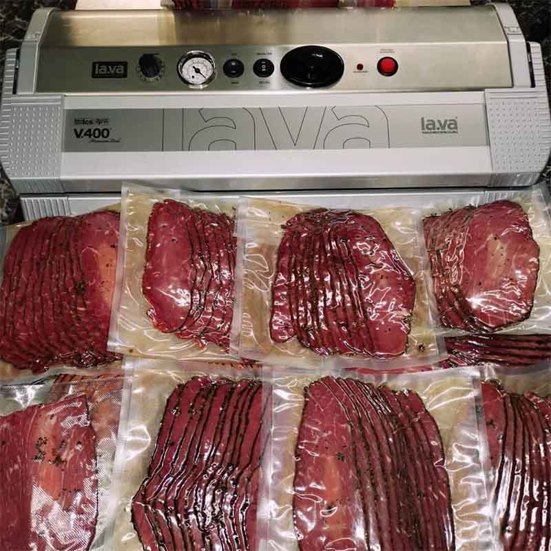 LAVA V.400 Premium Vacuum Sealer (46cm) Image Sealing